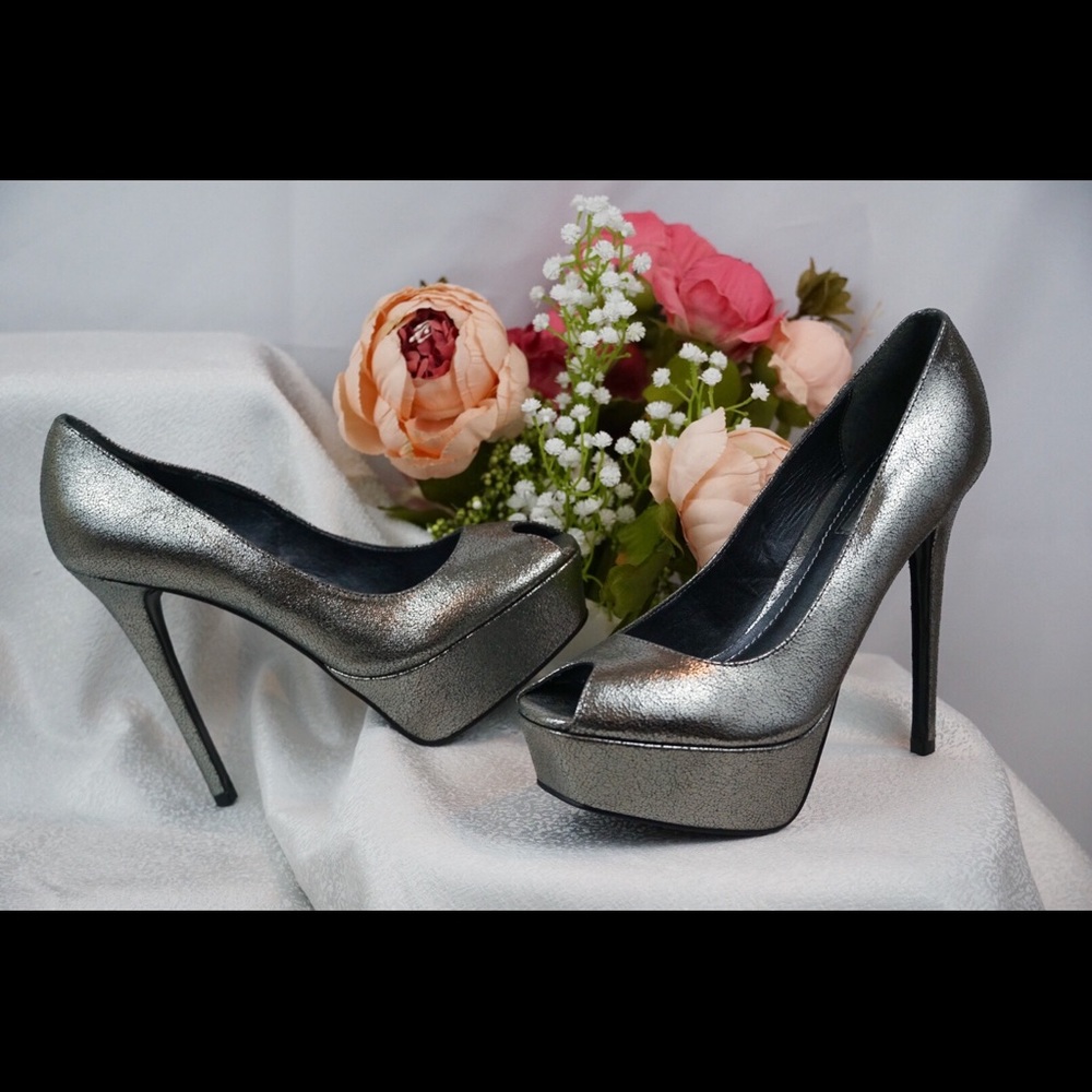 Report Signature Open Toe Solves Pumps - image 1